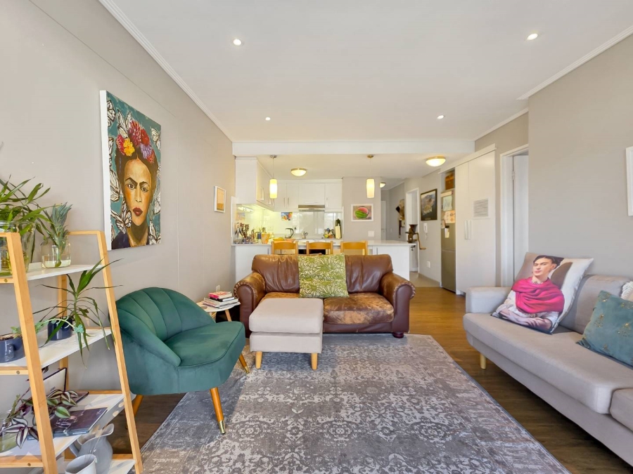 To Let 2 Bedroom Property for Rent in Vredehoek Western Cape